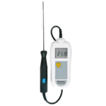 High accuracy digital thermometer 